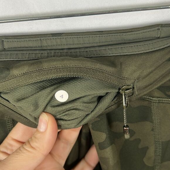Lululemon Run: Inspire Crop II *All Luxtreme Savasana Camo Fatigue Green 4 - Picture 9 of 10